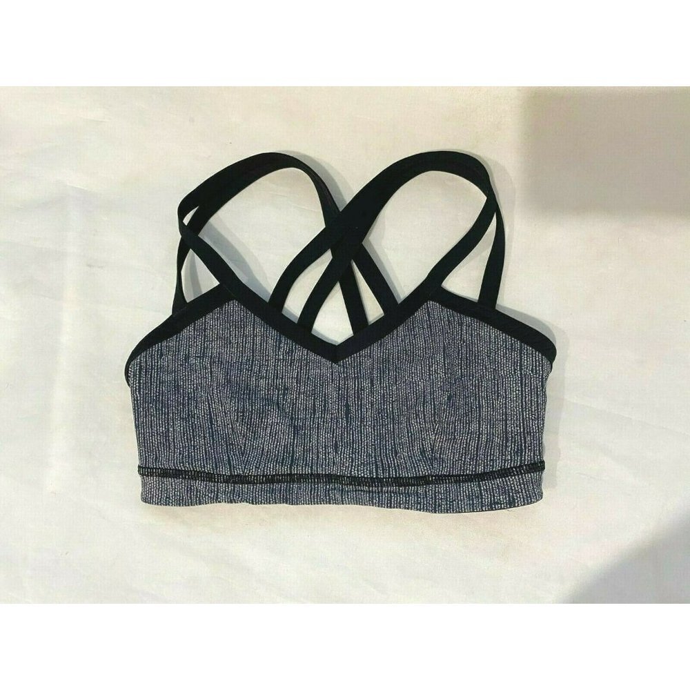Lululemon Athletica‎ cross back sport bra worn once